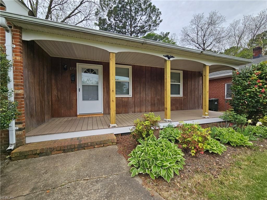 Photo of 1739 Hancock Avenue, Norfolk, VA 23509 (MLS # 10615830)