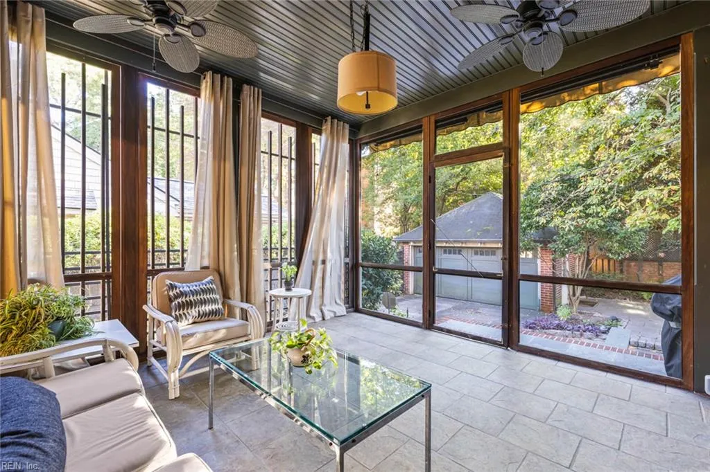 Norfolk, Virginia 23517, United States, 4 Bedrooms Bedrooms, ,4 BathroomsBathrooms,Residential,Active,234138