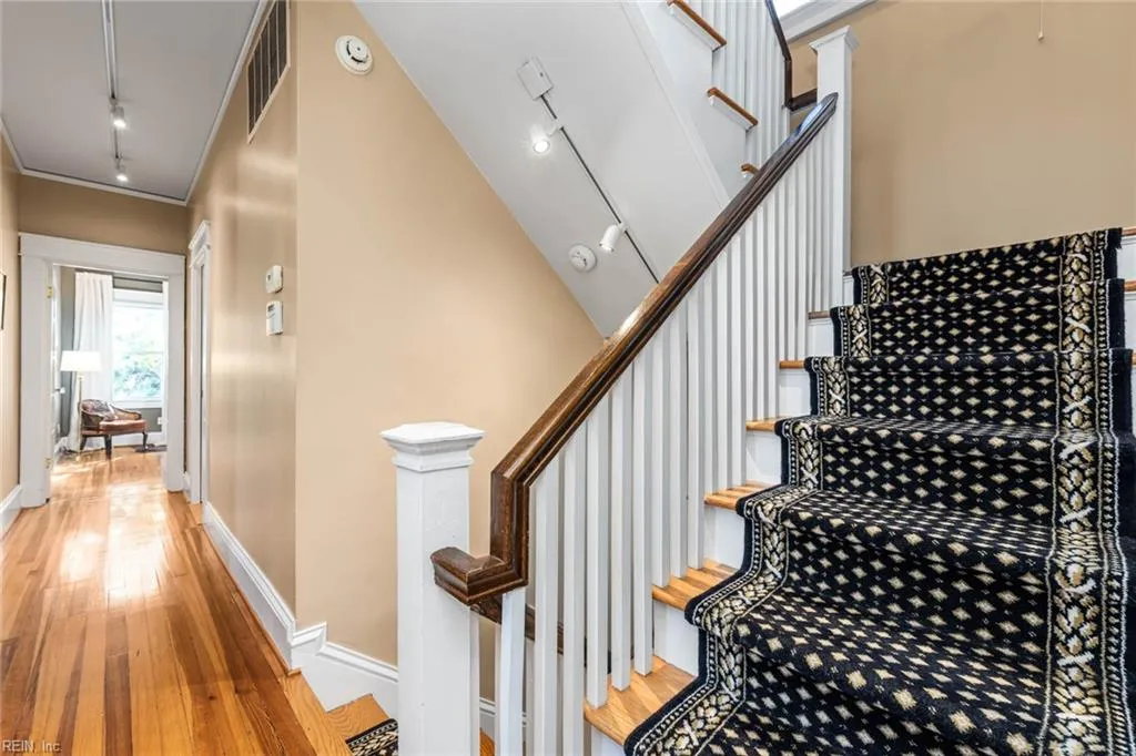 Norfolk, Virginia 23517, United States, 4 Bedrooms Bedrooms, ,4 BathroomsBathrooms,Residential,Active,234138