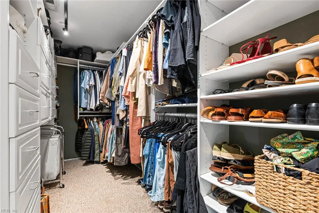 Norfolk, Virginia 23517, United States, 4 Bedrooms Bedrooms, ,4 BathroomsBathrooms,Residential,Active,234138