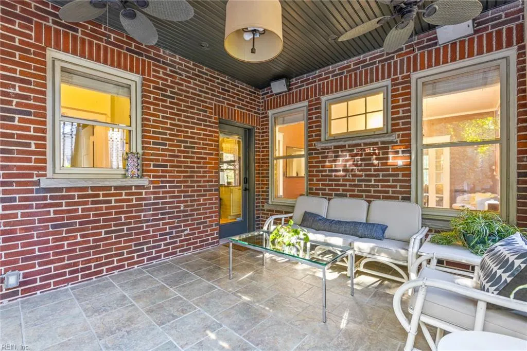 Norfolk, Virginia 23517, United States, 4 Bedrooms Bedrooms, ,4 BathroomsBathrooms,Residential,Active,234138