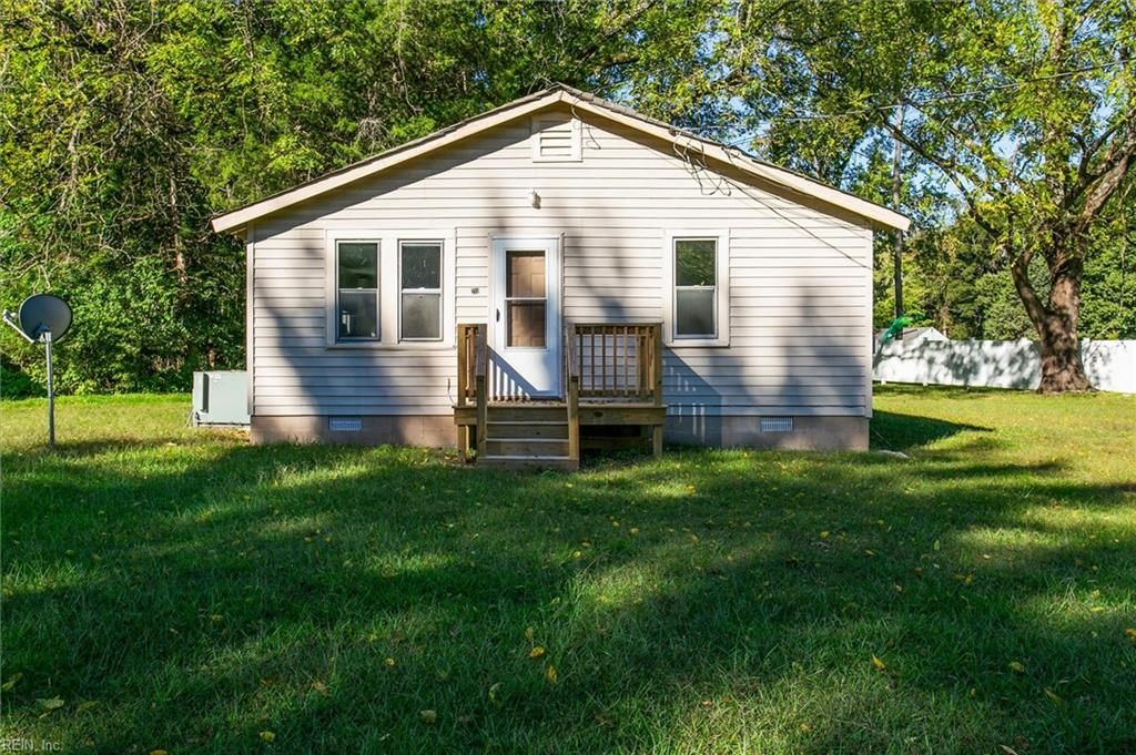 Photo of 211 Firby Road, Yorktown, VA 23693 (MLS # 10607554)