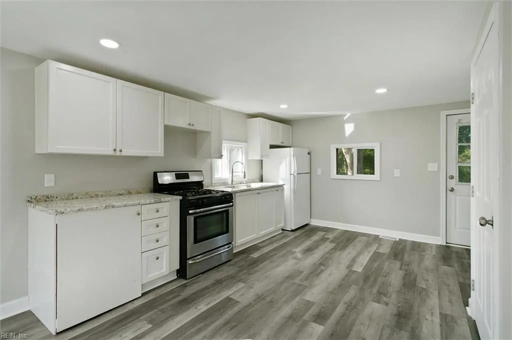 Yorktown, Virginia 23693, United States, 2 Bedrooms Bedrooms, ,1 BathroomBathrooms,Residential,Active,233277