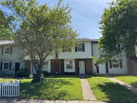 719 Tilden Place, Virginia Beach, VA 23454 - #: 10583456