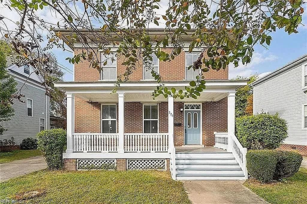 Photo of 220 W 33rd Street, Norfolk, VA 23504 (MLS # 10618234)
