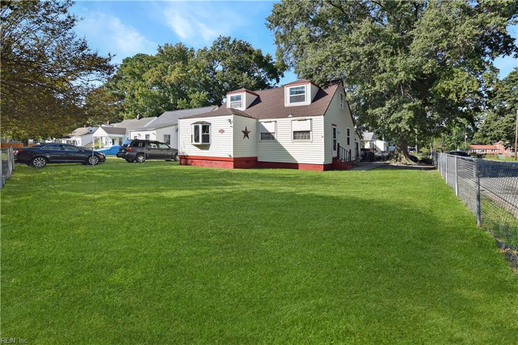 Photo of 3600 Commonwealth Avenue, Portsmouth, VA 23707 (MLS # 10656540)