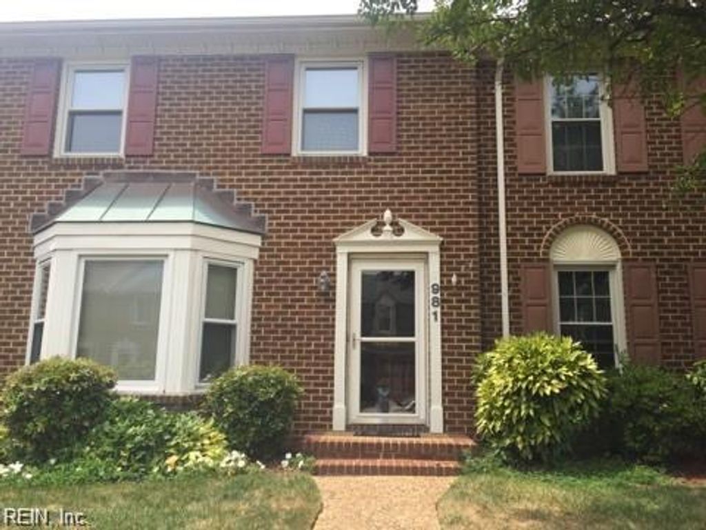 Photo of 981 Colonial Meadows Way, Virginia Beach, VA 23454 (MLS # 10646335)
