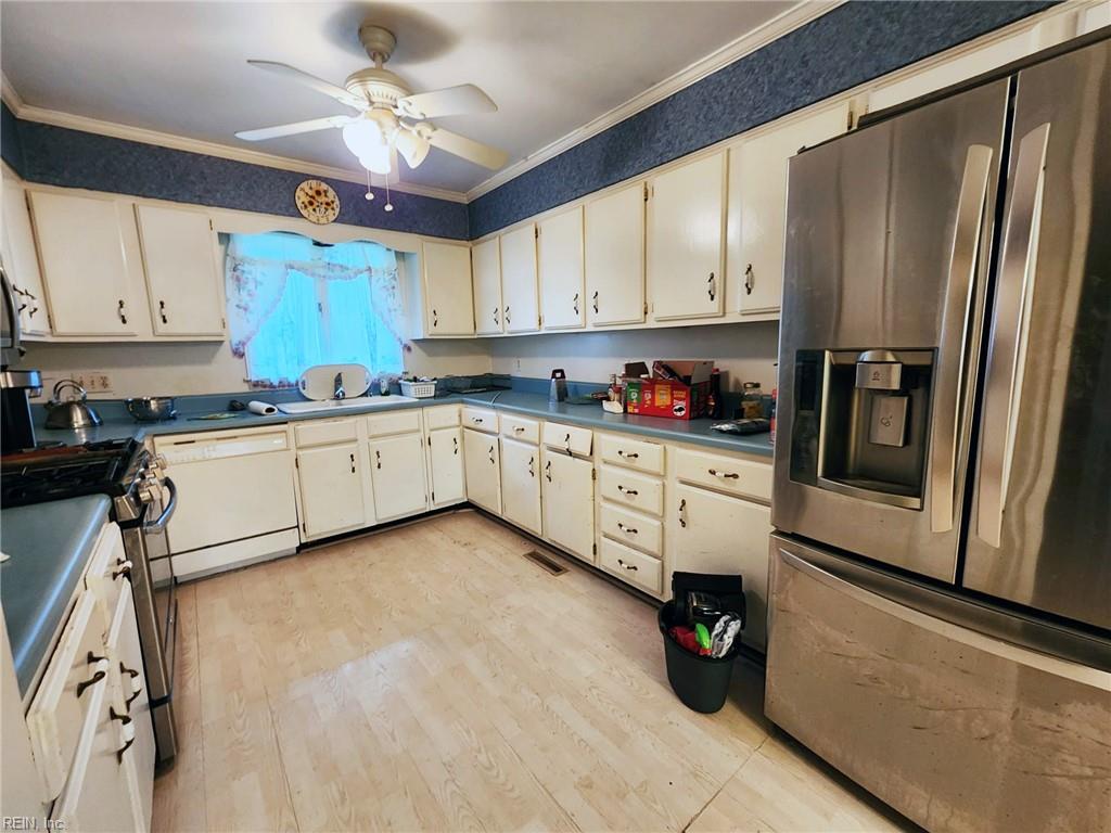 225 Telford DR