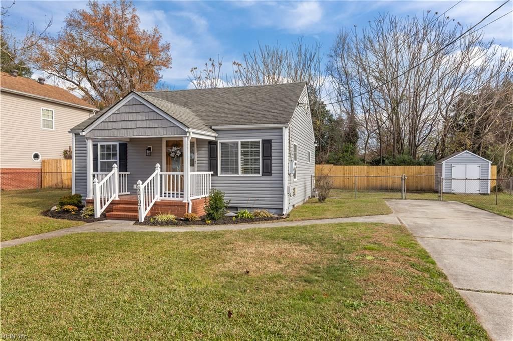 Photo of 2707 Arcadia Avenue, Portsmouth, VA 23704 (MLS # 10612534)