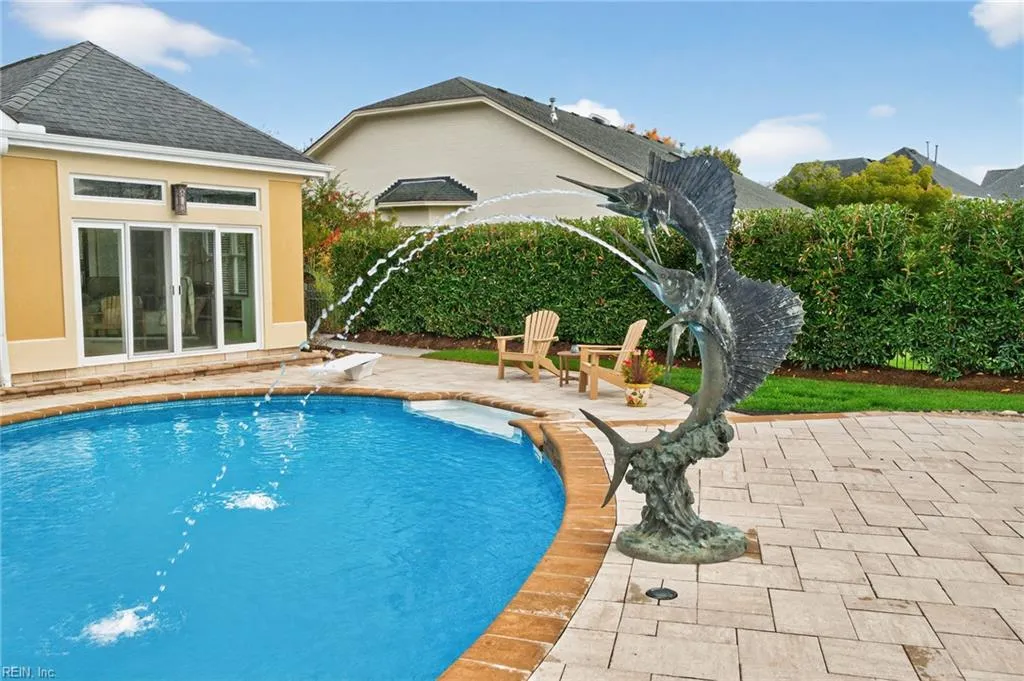 Virginia Beach, Virginia 23456, United States, 5 Bedrooms Bedrooms, ,4 BathroomsBathrooms,Residential,Active,243369