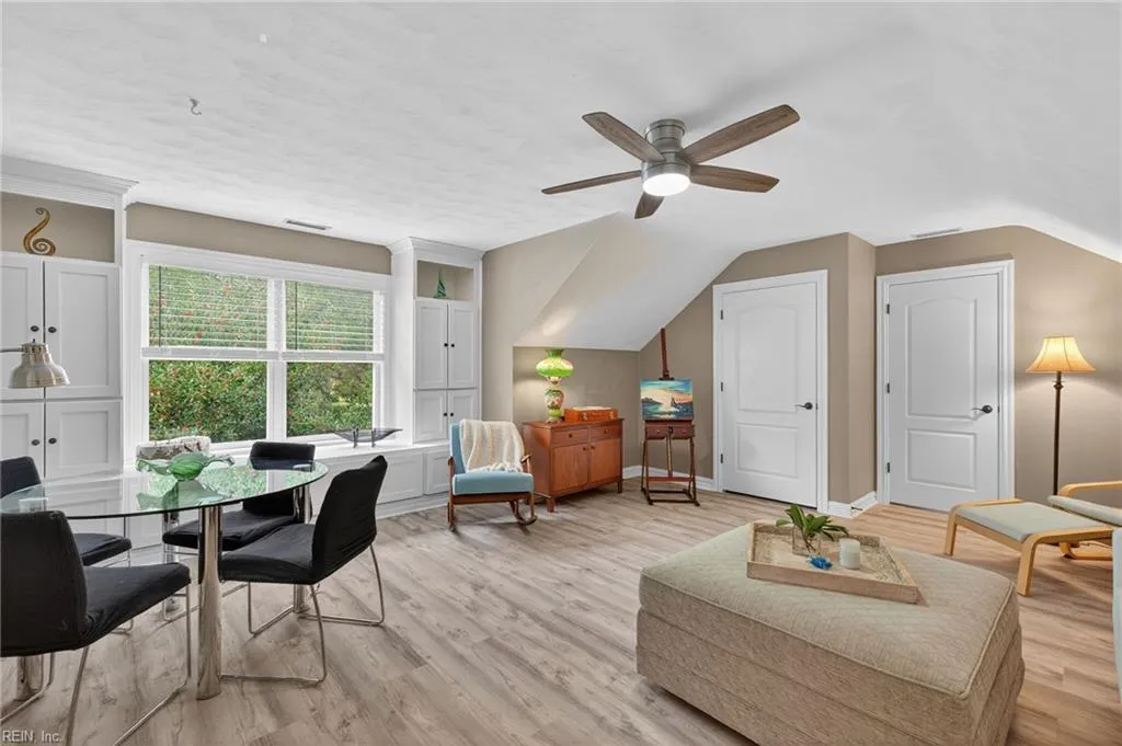 Virginia Beach, Virginia 23456, United States, 5 Bedrooms Bedrooms, ,4 BathroomsBathrooms,Residential,Active,243369