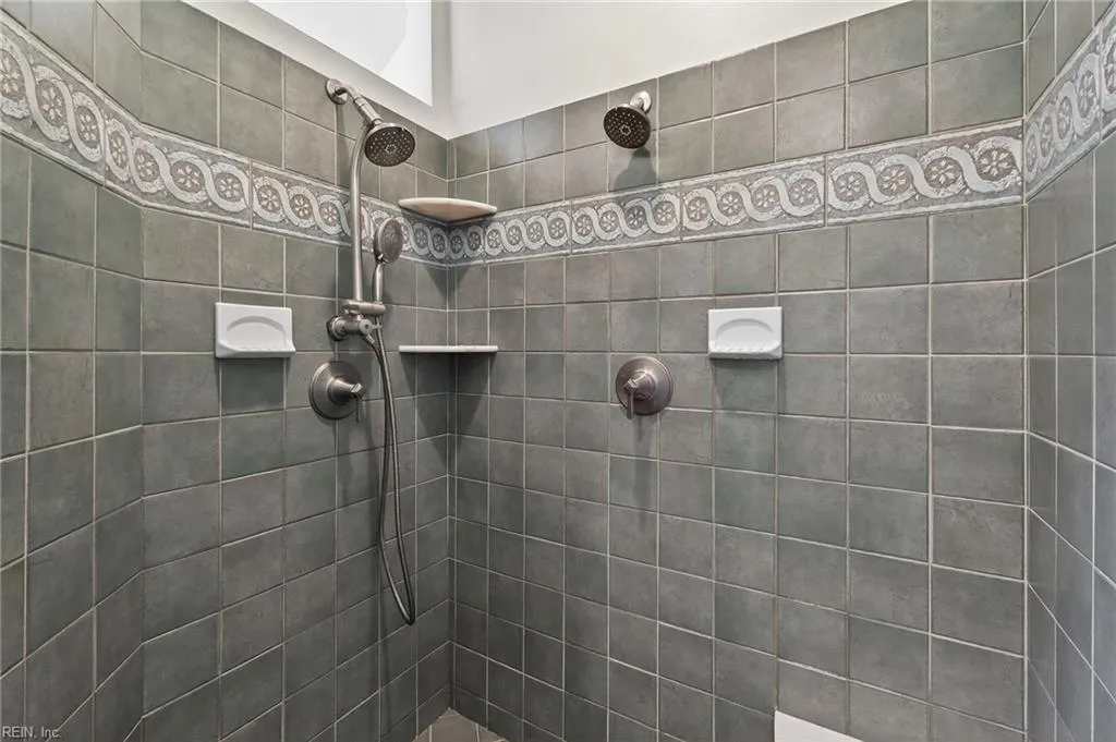 Virginia Beach, Virginia 23456, United States, 5 Bedrooms Bedrooms, ,4 BathroomsBathrooms,Residential,Active,243369