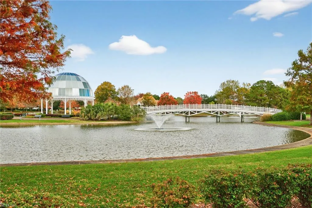 Virginia Beach, Virginia 23456, United States, 5 Bedrooms Bedrooms, ,4 BathroomsBathrooms,Residential,Active,243369