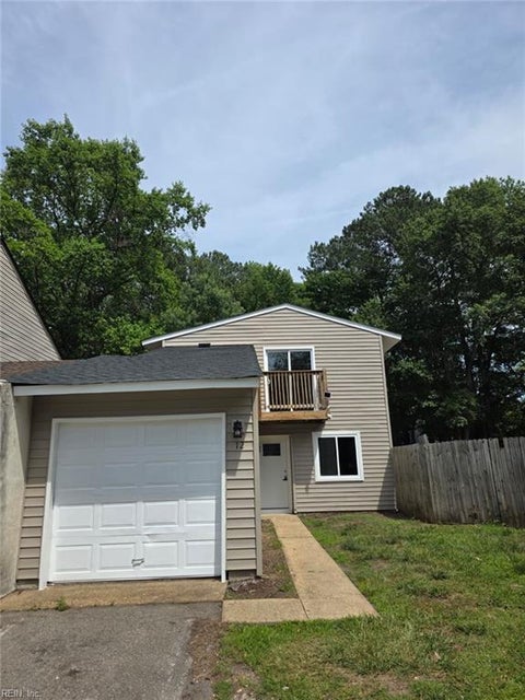 Photo of 12 Glouchester Circle, Chesapeake, VA 23320 (MLS # 10638455)