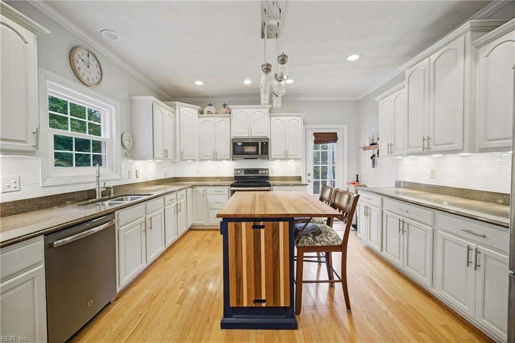 Photo of 900 Justin Lee Way, Chesapeake, VA 23322 (MLS # 10649796)