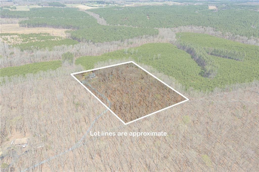 Photo of 40-5-2 Gold Mine Road, Palmyra, VA 22963 (MLS # 10628146)