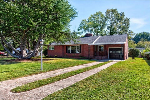 Photo for 146 Cambridge PL