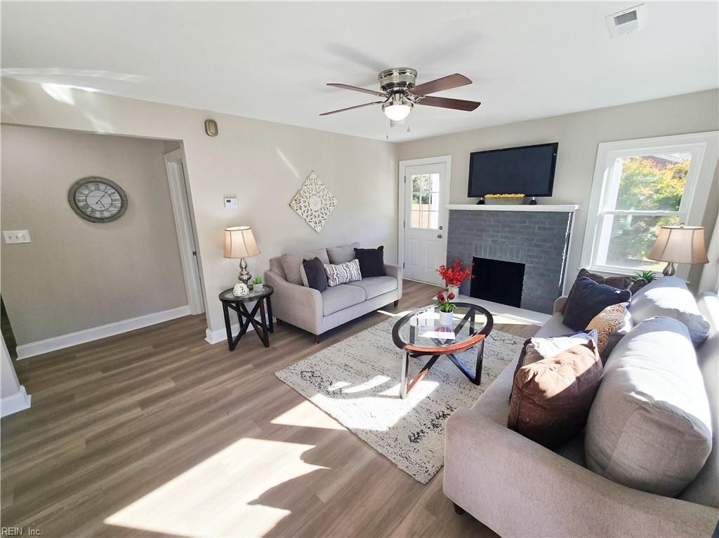 Photo of 307 Deep Creek Road, Newport News, VA 23606 (MLS # 10608462)