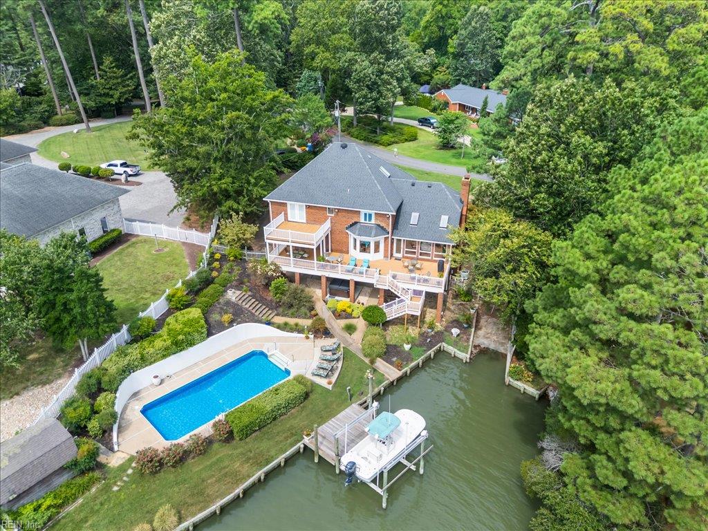 Photo of 4007 Arrowhead Point Court, Virginia Beach, VA 23455 (MLS # 10659386)