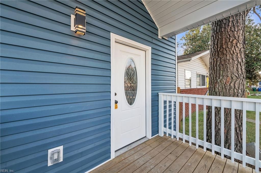 Photo of 2106 Chestnut Avenue, Newport News, VA 23607 (MLS # 10626335)