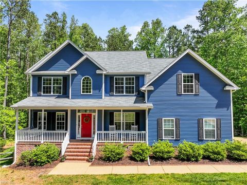 8675 Thomas Jefferson WAY Gloucester VA 23061