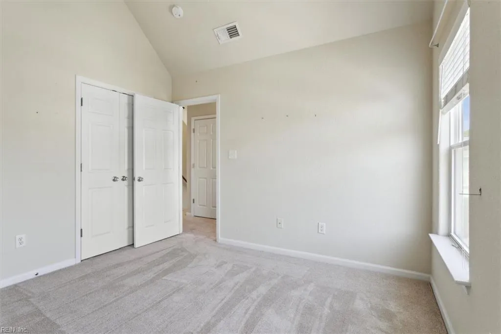 Virginia Beach, Virginia 23462, United States, 3 Bedrooms Bedrooms, ,3 BathroomsBathrooms,Residential,Pending,106429