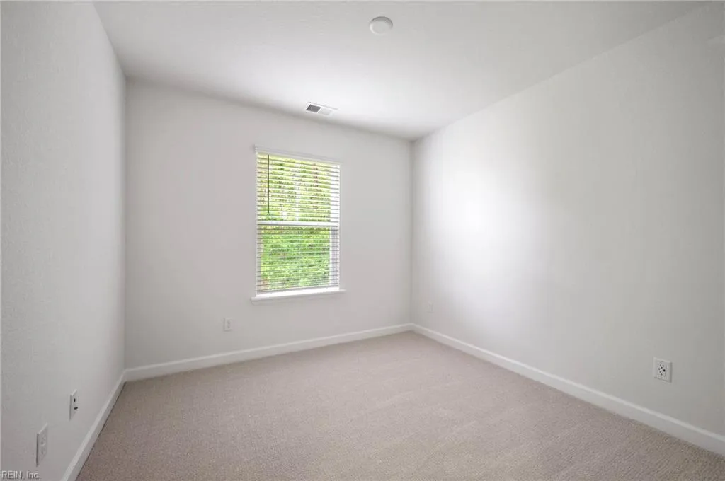 Suffolk, Virginia 23435, United States, 3 Bedrooms Bedrooms, ,3 BathroomsBathrooms,Residential,Active,173230