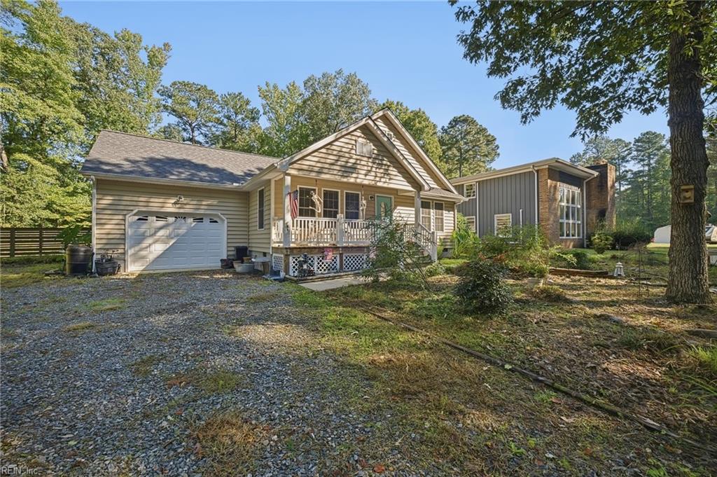 Photo of 84 Woodland Drive, Hartfield, VA 23071 (MLS # 10658007)