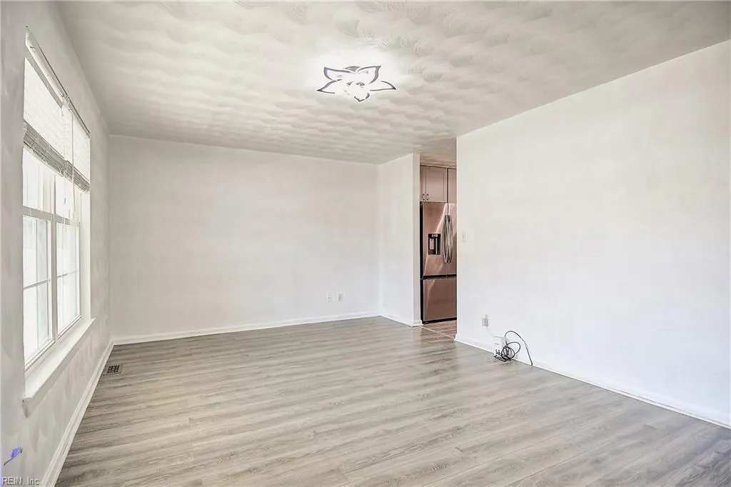 Norfolk, Virginia 23523, United States, 3 Bedrooms Bedrooms, ,3 BathroomsBathrooms,Residential,Active,233684