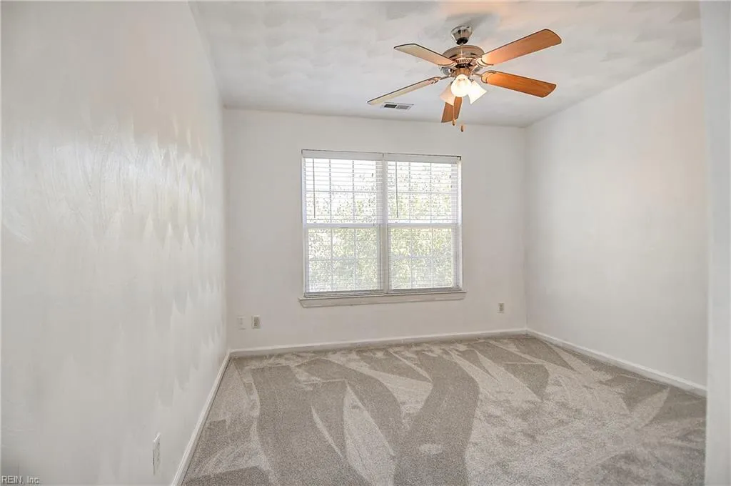 Norfolk, Virginia 23523, United States, 3 Bedrooms Bedrooms, ,3 BathroomsBathrooms,Residential,Active,233684