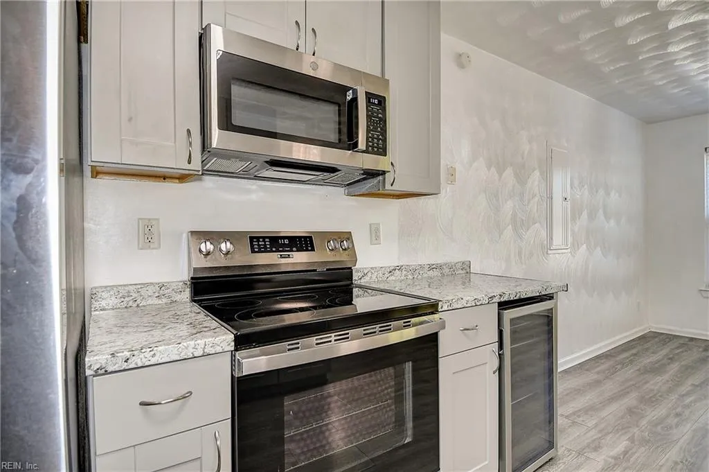 Norfolk, Virginia 23523, United States, 3 Bedrooms Bedrooms, ,3 BathroomsBathrooms,Residential,Active,233684