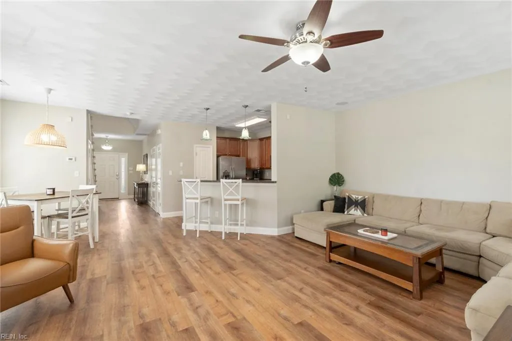 Virginia Beach, Virginia 23454, United States, 4 Bedrooms Bedrooms, ,3 BathroomsBathrooms,Residential,Active,227521