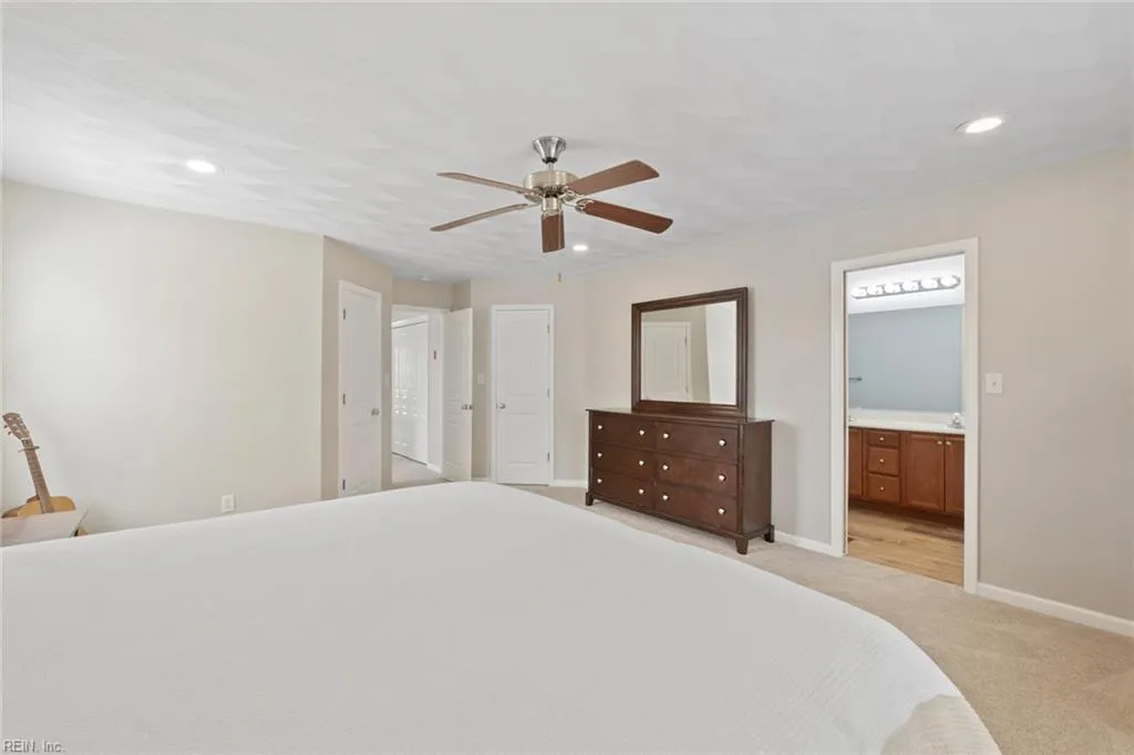 Virginia Beach, Virginia 23454, United States, 4 Bedrooms Bedrooms, ,3 BathroomsBathrooms,Residential,Active,227521