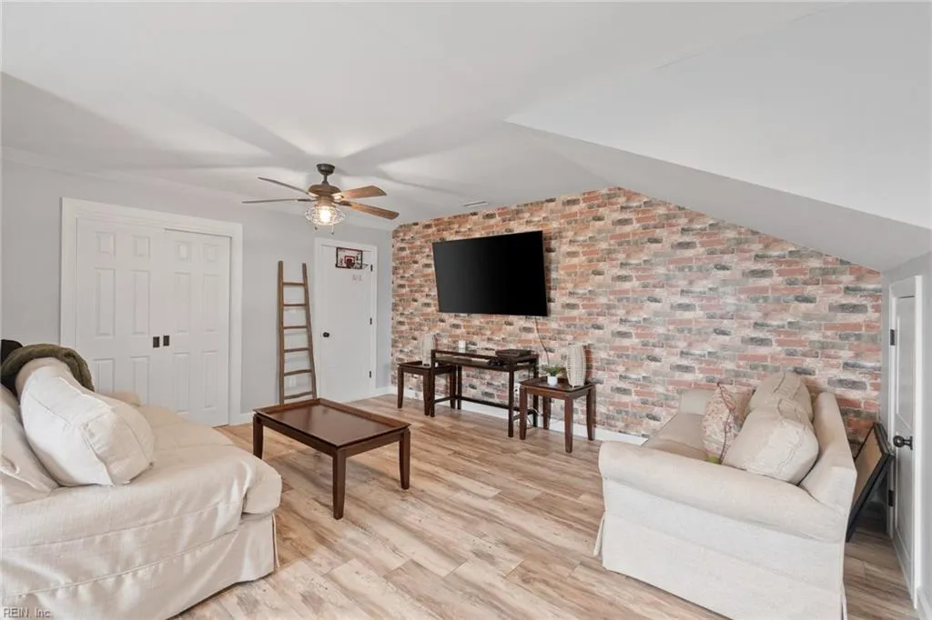 Virginia Beach, Virginia 23454, United States, 4 Bedrooms Bedrooms, ,3 BathroomsBathrooms,Residential,Active,227521