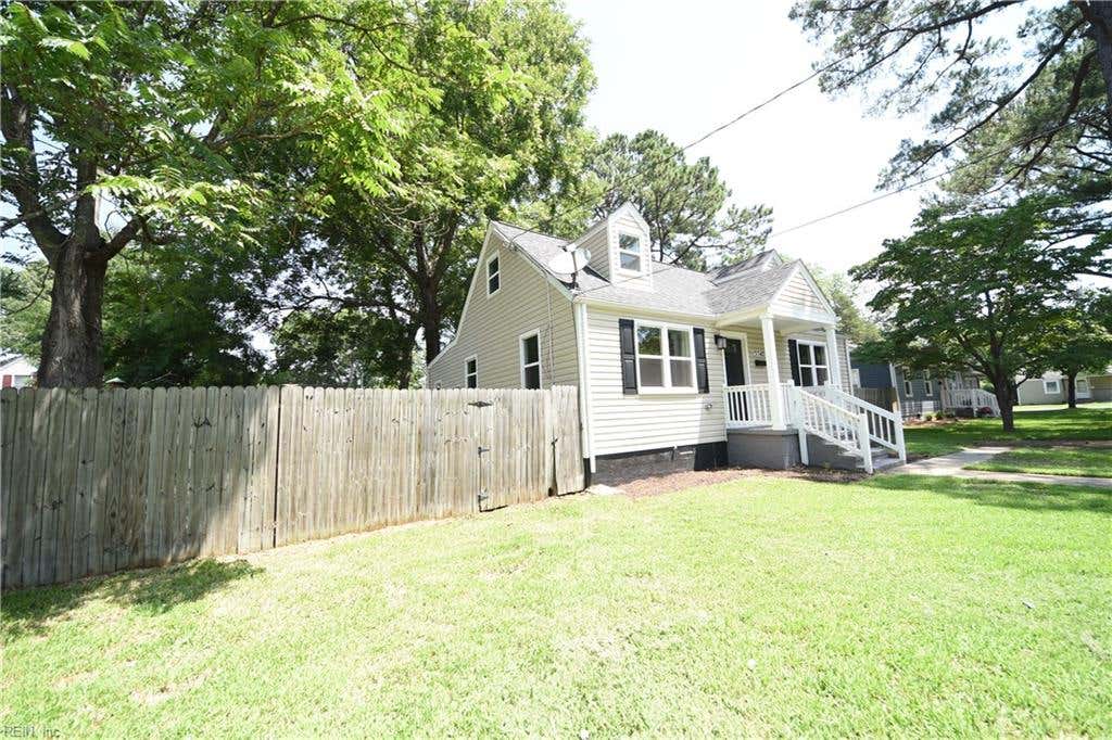 Photo of 3742 Atterbury Street, Norfolk, VA 23513 (MLS # 10647900)