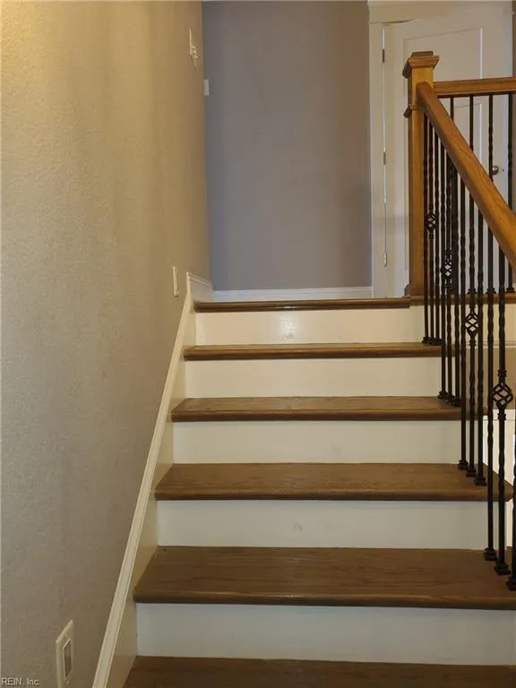 Norfolk, Virginia 23503, United States, 4 Bedrooms Bedrooms, ,4 BathroomsBathrooms,Residential,Active,2404