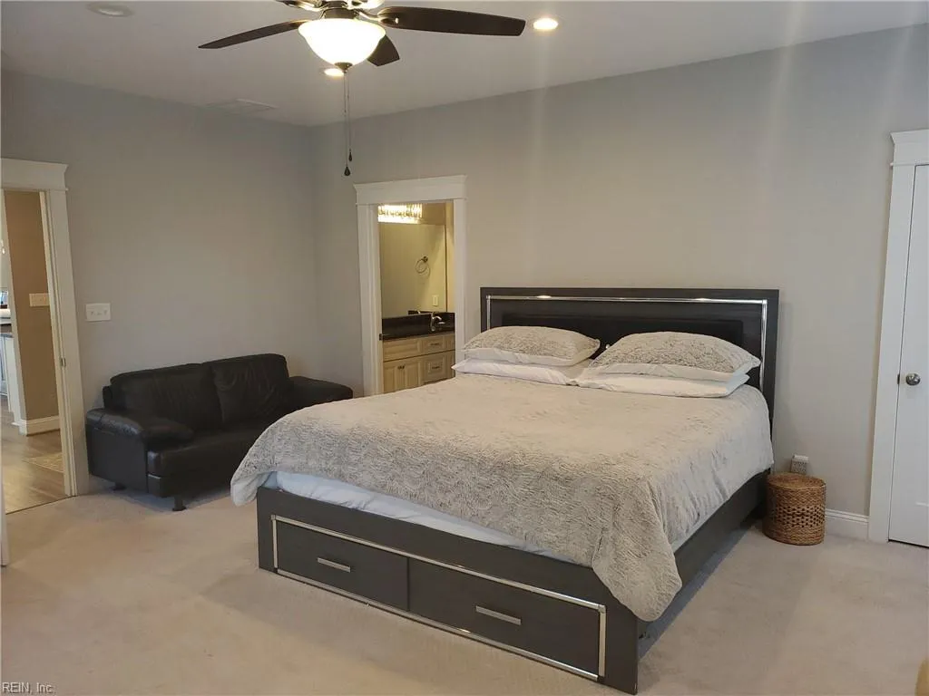 Norfolk, Virginia 23503, United States, 4 Bedrooms Bedrooms, ,4 BathroomsBathrooms,Residential,Active,2404