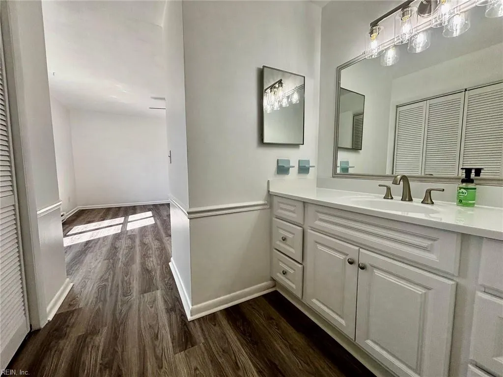 Virginia Beach, Virginia 23451, United States, 3 Bedrooms Bedrooms, ,2 BathroomsBathrooms,Residential,Active,238451