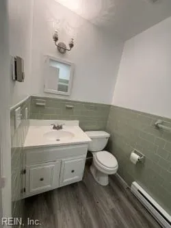 Virginia Beach, Virginia 23451, United States, 3 Bedrooms Bedrooms, ,2 BathroomsBathrooms,Residential,Active,238451