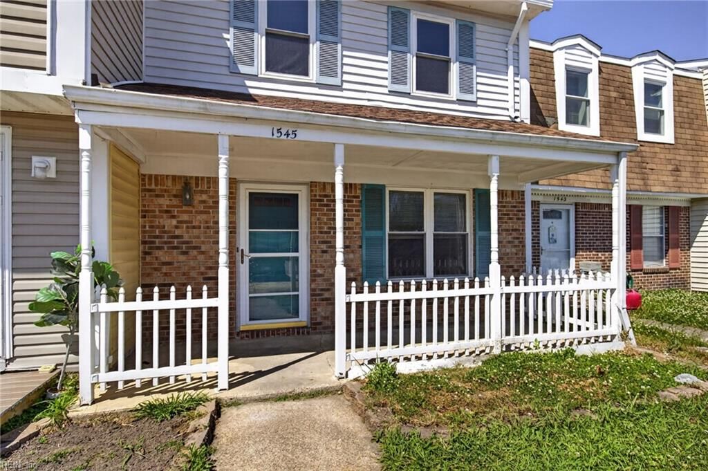Photo of 1545 Fairfax Drive, Virginia Beach, VA 23453 (MLS # 10633497)