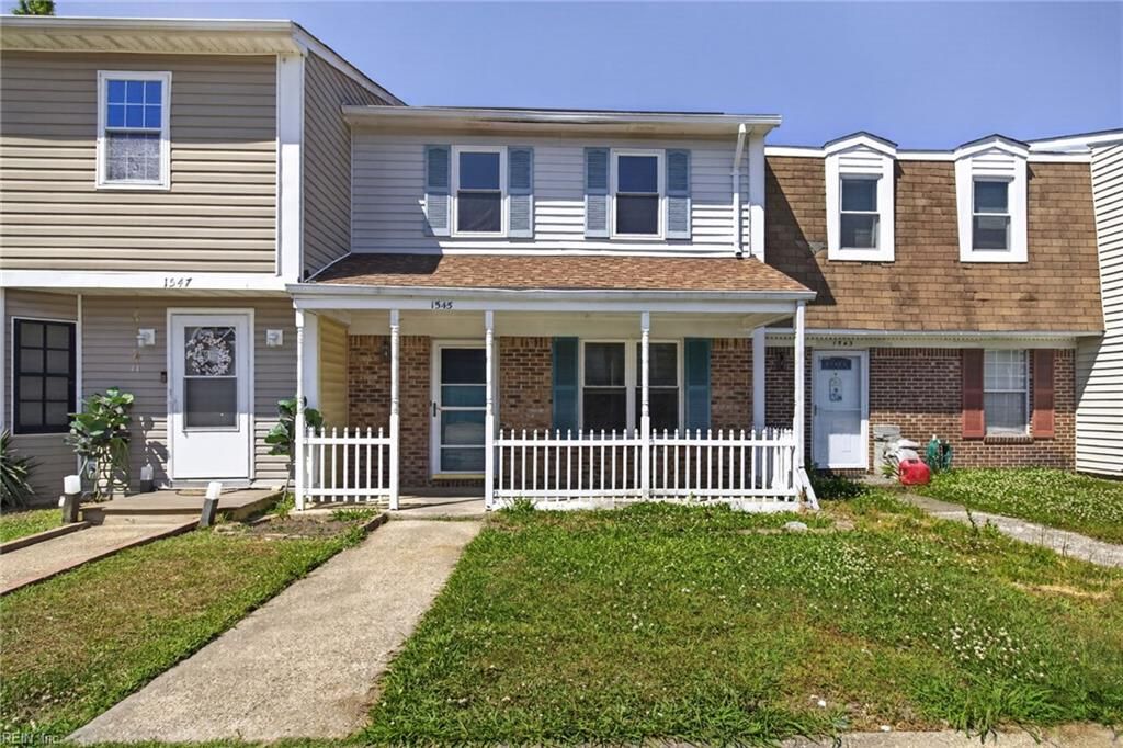 Photo of 1545 Fairfax Drive, Virginia Beach, VA 23453 (MLS # 10633497)