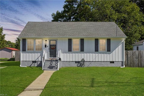 Photo of 703 Sedgefield Drive, Newport News, VA 23605 (MLS # 10656010)