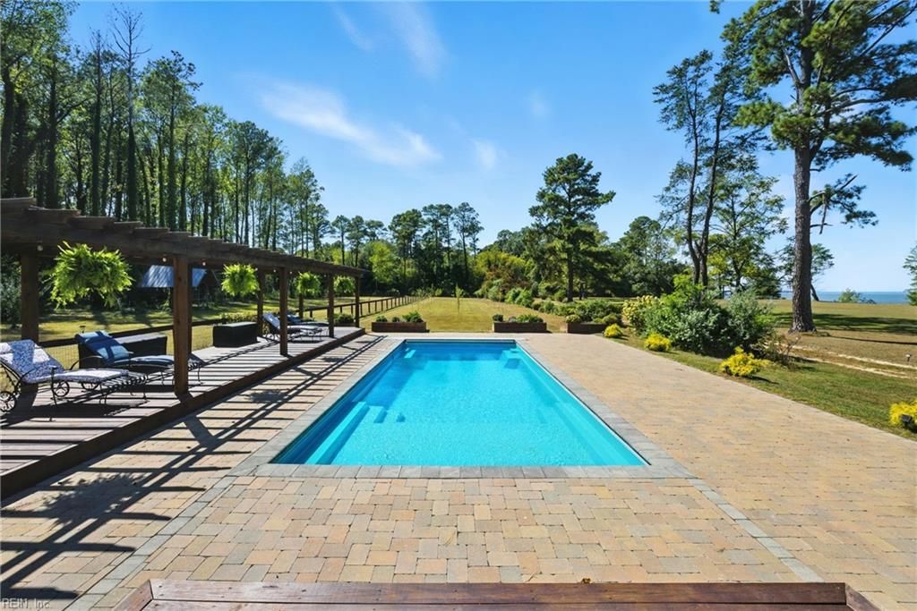 Photo of 522 Felton Road, Deltaville, VA 23043 (MLS # 10615152)