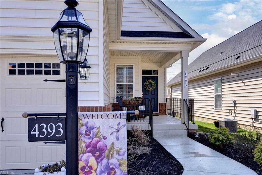 Photo of 4393 Harrington Commons, Williamsburg, VA 23188 (MLS # 10623626)