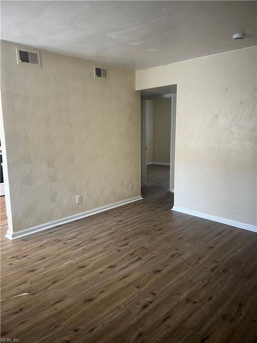 Photo of 509 W Ocean View Avenue #6, Norfolk, VA 23503 (MLS # 10627583)