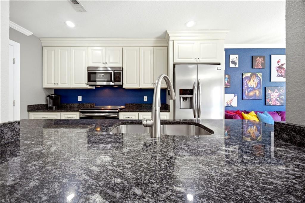 Photo of 5548 Maple Cluster Court, Virginia Beach, VA 23462 (MLS # 10637326)