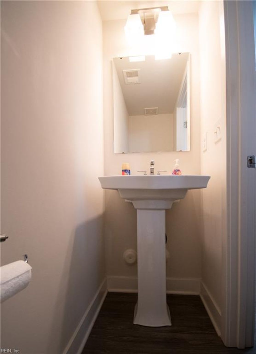 Photo of 914 Avast Way Way, Chesapeake, VA 23323 (MLS # 10614679)