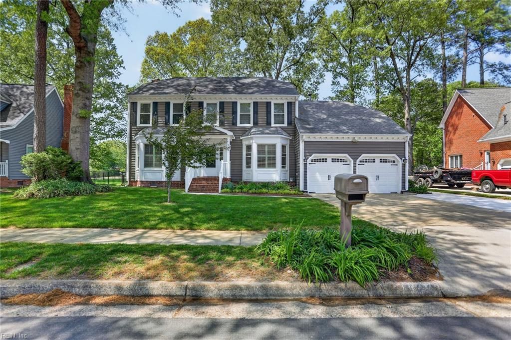 Photo of 526 San Pedro Drive, Chesapeake, VA 23322 (MLS # 10630387)