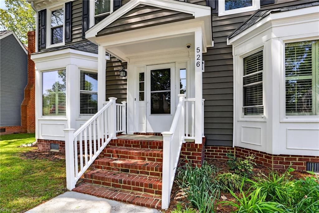 Photo of 526 San Pedro Drive, Chesapeake, VA 23322 (MLS # 10630387)