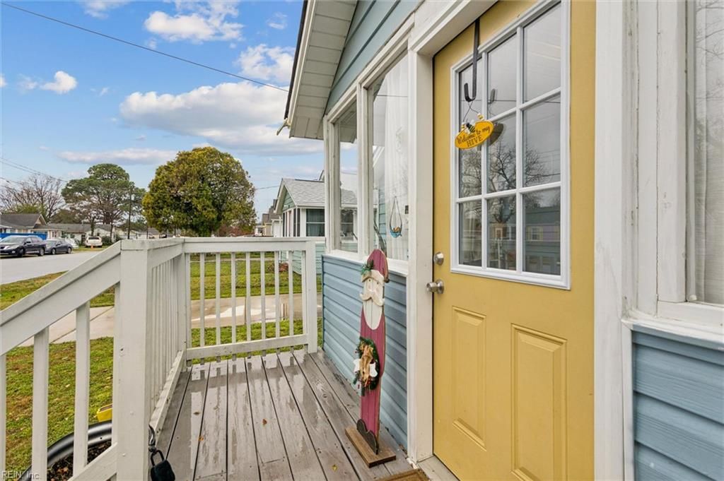 Photo of 532 Slater Avenue, Hampton, VA 23664 (MLS # 10612781)